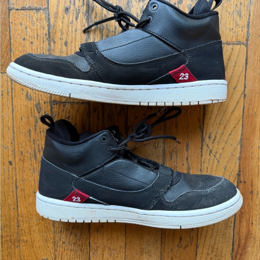 Nike Air Jordan Fadeaway basketball shoes Men’s Size: 7